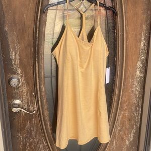 NEW Yellow Calvin Klein Performance Dress! Size Large